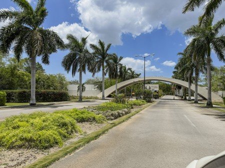 Terreno en venta de 2000 metros cuadrados en el norte de Merida Phula Dzidzilche